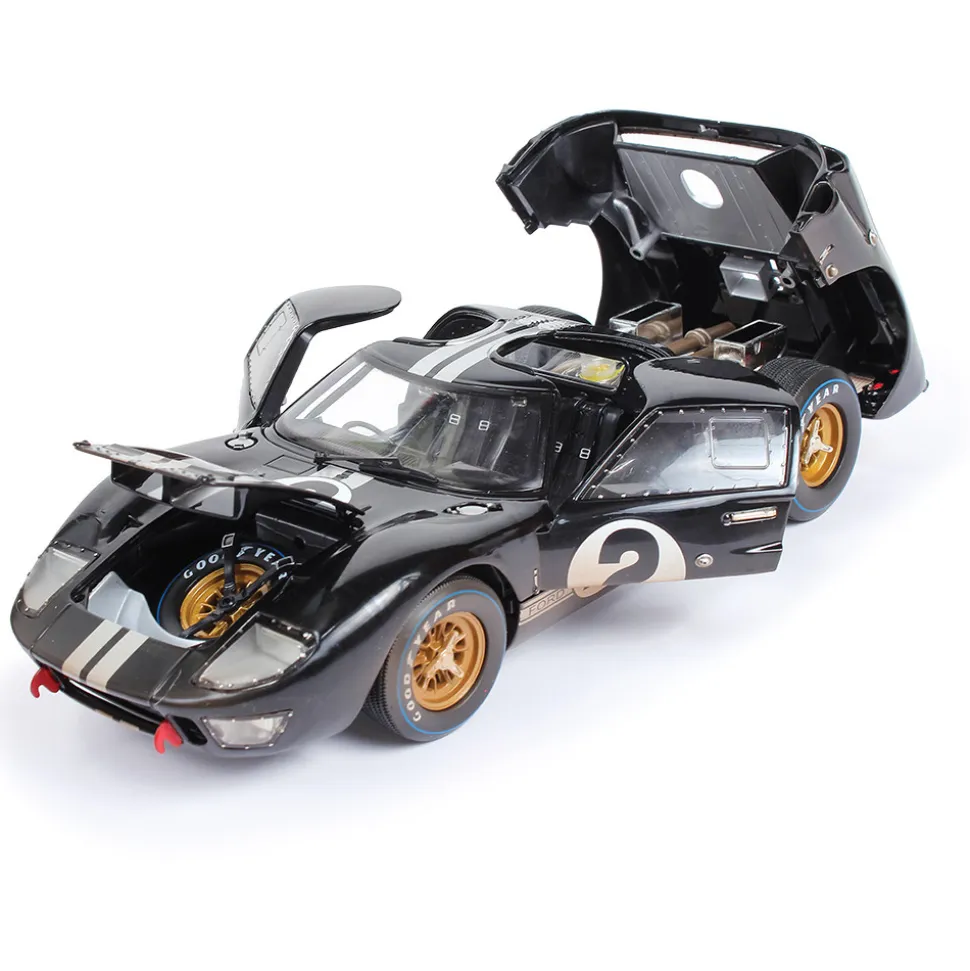 1966 Ford GT40 - LeMans #2 After Race 1:18 Scale Diecast Model Car by Shelby Collectibles