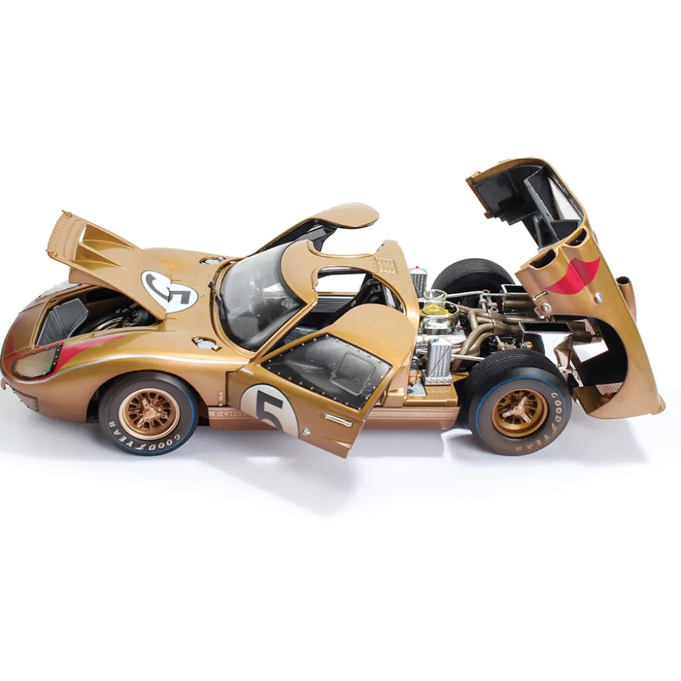 1966 Ford GT40 - LeMans #5 After Race 1:18 Scale Diecast Model Car by Shelby Collectibles