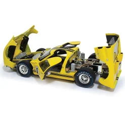 1966 Ford GT40 - #8 Le Mans 24 Hours 1:18 Scale Diecast Model Car by Shelby Collectibles