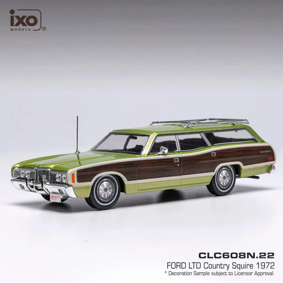 1972 Ford LTD Country Squire - Metallic Green Woodgrain Style Panel 1:43 Scale Diecast Model Car by IXO Models