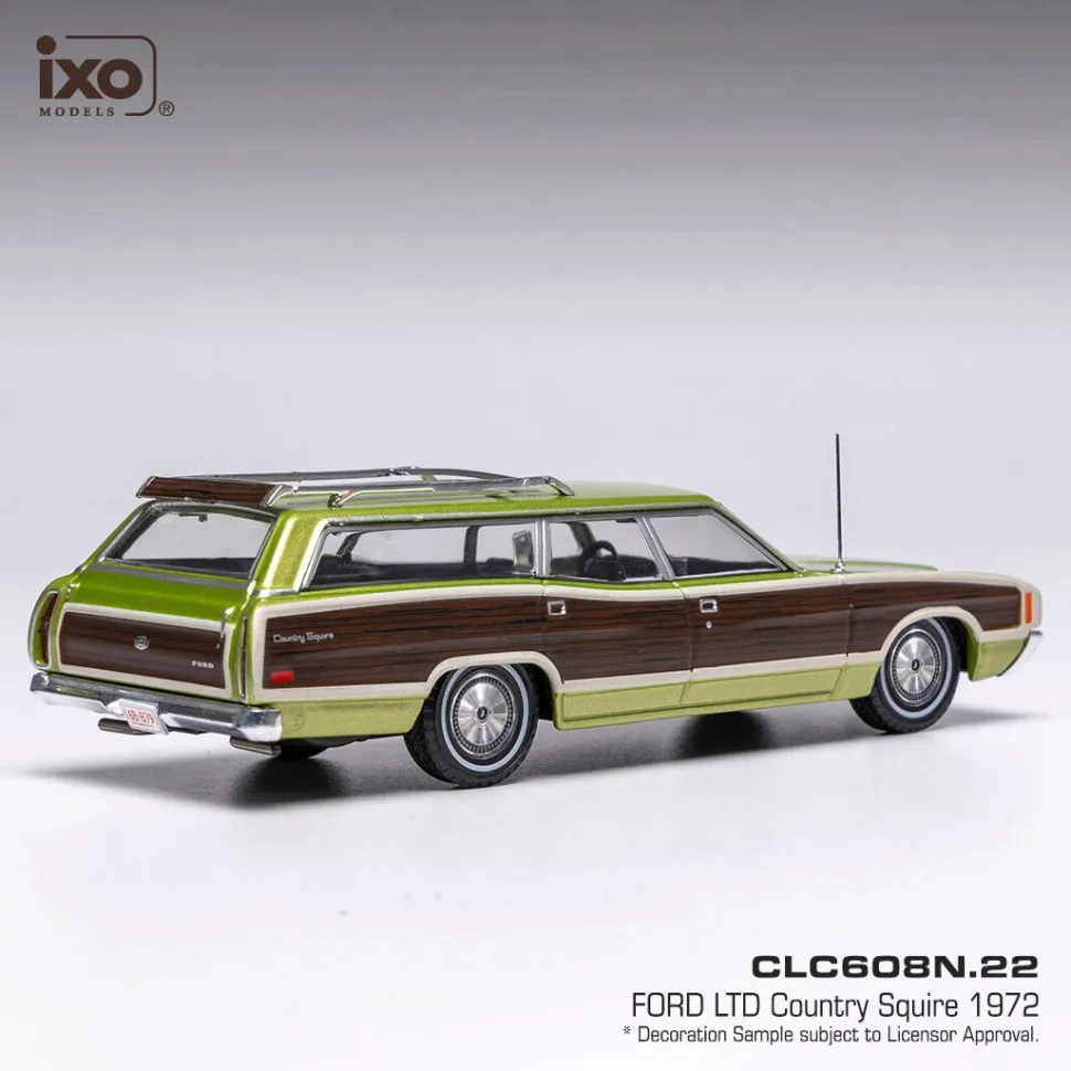 1972 Ford LTD Country Squire - Metallic Green Woodgrain Style Panel 1:43 Scale Diecast Model Car by IXO Models