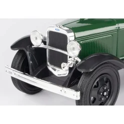 1931 Ford Model AA Truck - Green 1:24 Scale Diecast Model Truck by Motormax
