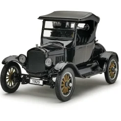 1925 Ford Model T Runabout 1:24 Scale Diecast Model Car by Sunstar