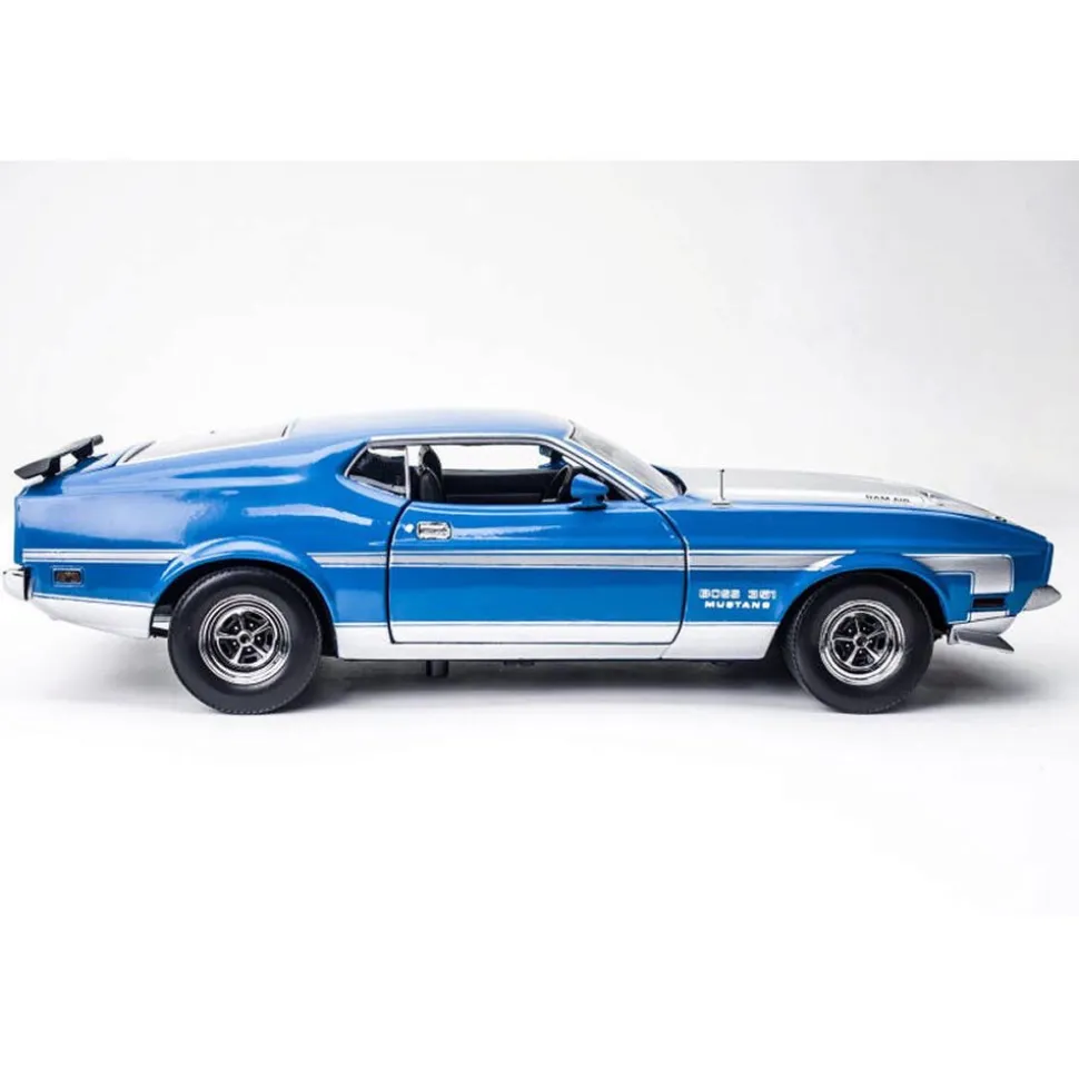 1971 Ford Mustang BOSS 351 - Grabber Blue 1:18 Scale Diecast Model Car by Sunstar