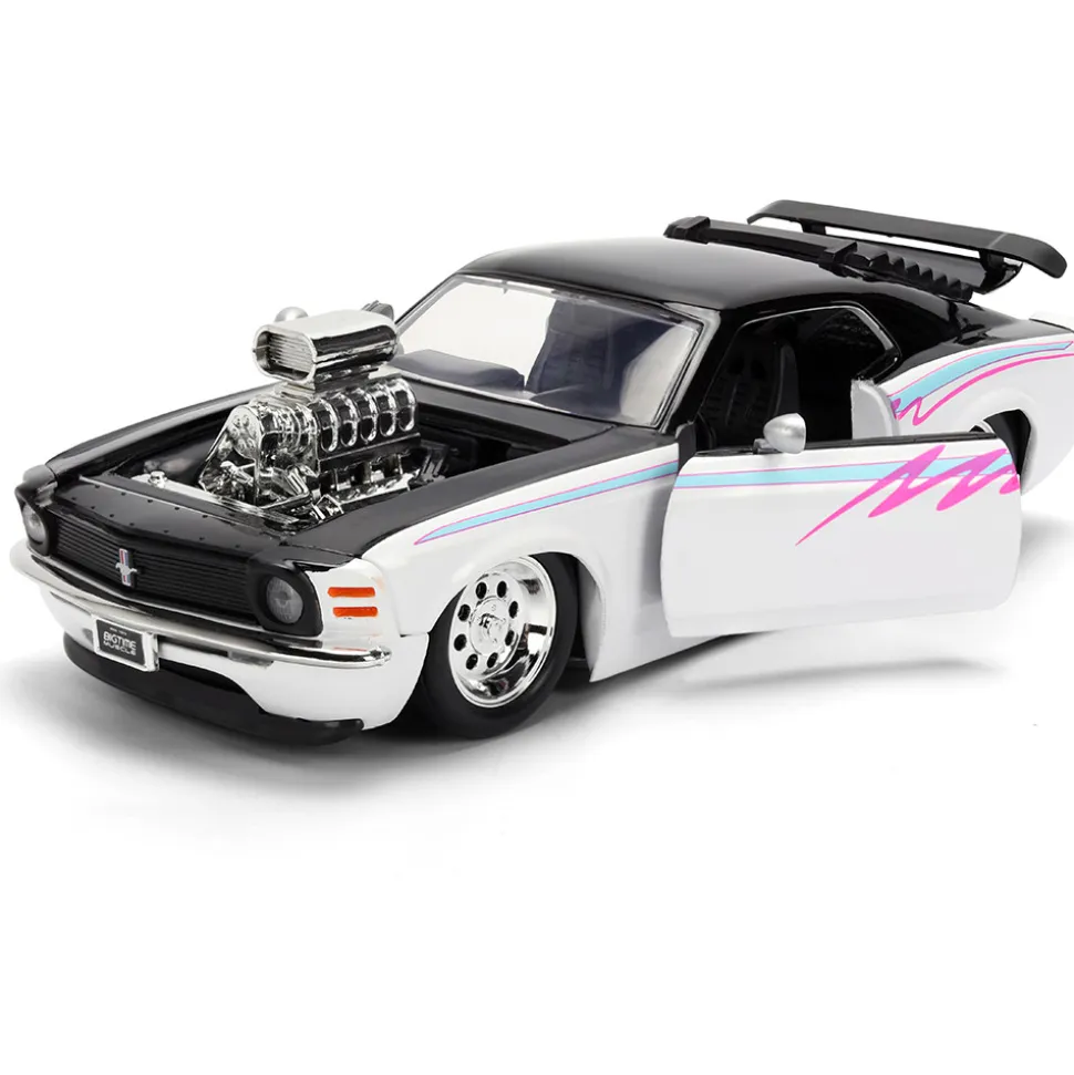 1970 Ford Mustang Boss 429 - White 1:24 Scale Diecast Model Car by Jada Toys