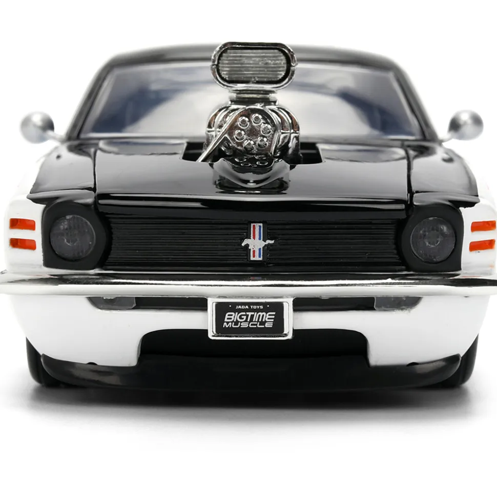 1970 Ford Mustang Boss 429 - White 1:24 Scale Diecast Model Car by Jada Toys