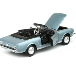 1964 1/2 Ford Mustang Convertible 1:24 Scale Diecast Model by Motormax