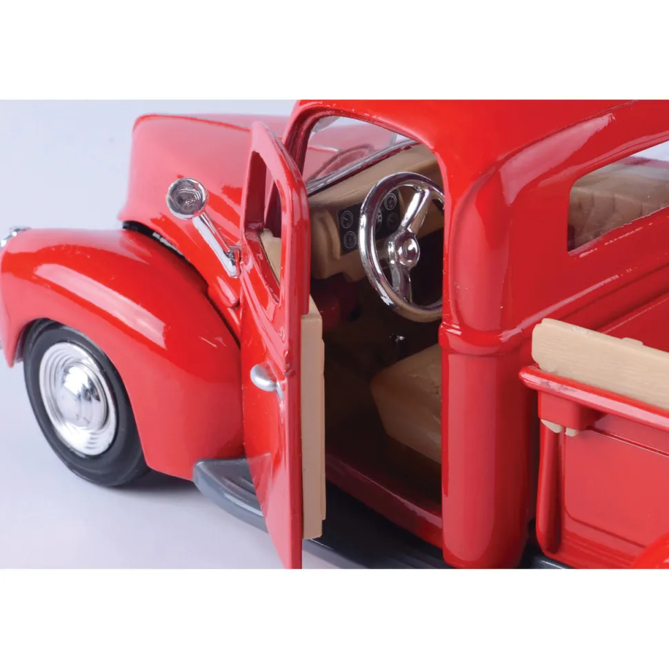 1940 Ford Pickup - Red 1:24 Scale Diecast Model Truck by Motormax
