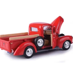1940 Ford Pickup - Red 1:24 Scale Diecast Model Truck by Motormax