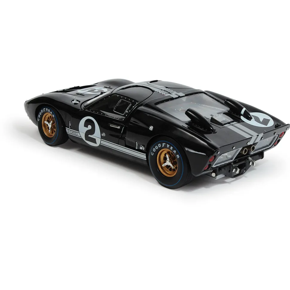 1966 Ford Shelby GT40 LeMans #2 Bruce/Chris 1:18 Scale Diecast Model Car by Shelby Collectibles