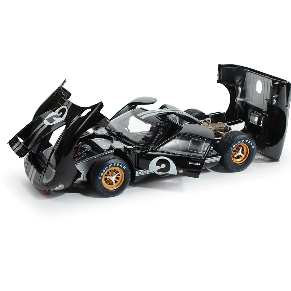 1966 Ford Shelby GT40 LeMans #2 Bruce/Chris 1:18 Scale Diecast Model Car by Shelby Collectibles