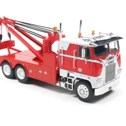 1987 Freightliner FLA Tow Truck - Red & White 1:43 Scale Diecast Model Truck by IXO Models