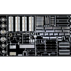 Freightliner FLD 120 Special 1/24 Kit 1:24 Scale Plastic Model Kit by Italeri