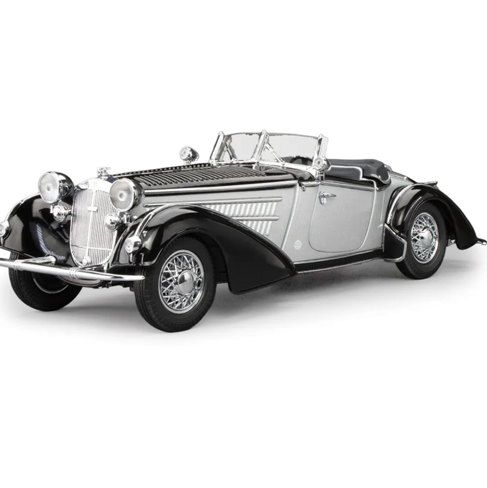 1939 Horch 855 Roadster - Black/Silver 1:18 Scale Diecast Model Car by Sunstar