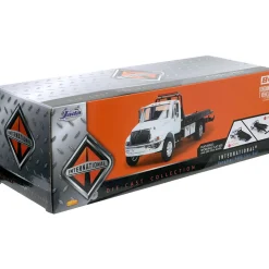 International Flatbed Tow Truck 1:24 Scale Diecast Model Truck by Jada Toys