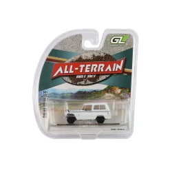 1971 Jeep Jeepster Commando - White 1:64 Scale Diecast Model Truck by Greenlight