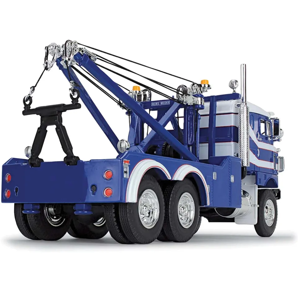 Kenworth Bullnose Heavy-Duty Wrecker 1:34 Scale Diecast Model Truck by First Gear