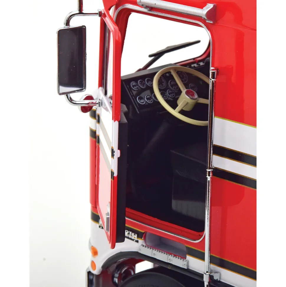 1979 Kenworth K100 Aerodyne Tractor & Trailer 1:18 Scale Diecast Model Truck by Road Kings
