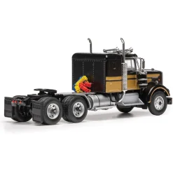 1970 Kenworth W925 Small Sleeper - Black & Gold 1:64 Scale Diecast Model Truck by IXO Models
