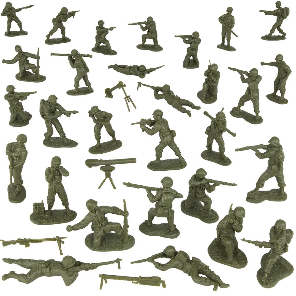 Korean War U.S. Winter 16 Piece Plastic Figure Set BMC TOYS (67121) Plastic by BMC Toys