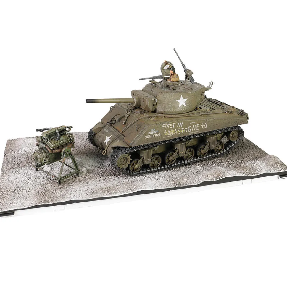 M4A3E2 (75) Sherman Jumbo 1/32 Die Cast Model 4th Armored Div, U.S. Army, "First in Bastogne", Belgium, De 1:32 Scale Metal by Forces of Valor
