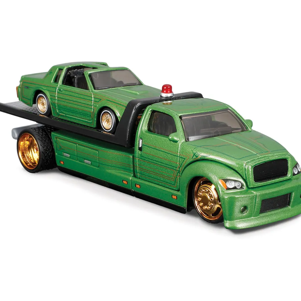 Maisto Flatbed & 1987 Buick Regal T-Type 1:64 Scale by Maisto