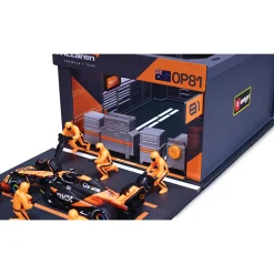 2024 McLaren F1MCL38 Pit Pass - Piastri #81 1:43 Scale Diecast Model Car by Bburago