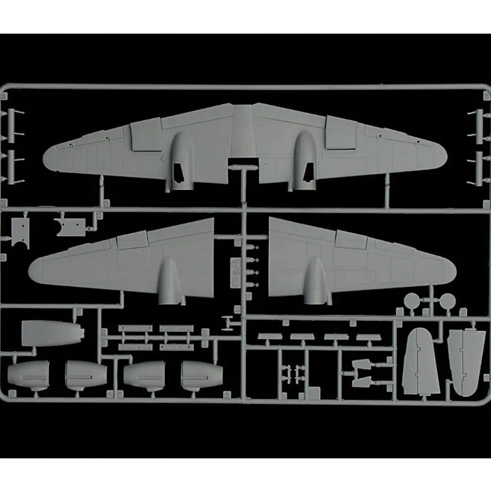 ME 410 A-1 “Hornisse” 1/72 Kit 1:72 Scale Plastic Model Kit by Italeri