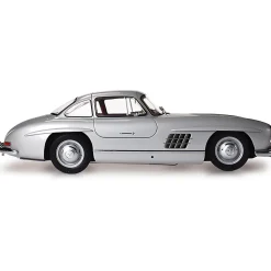 1955 Mercedes Benz 300SL Gullwing Coupe - Silver 1:8 Scale Diecast Model Car by IXO Models