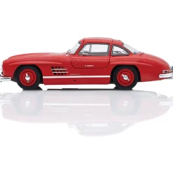 Mercedes 300 SL Gullwing 1:18 Scale Diecast Model Car by Schuco