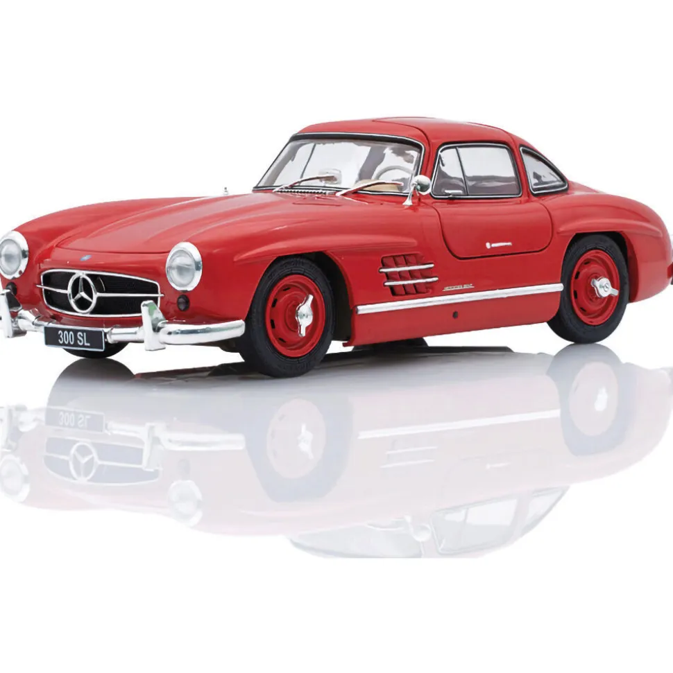Mercedes 300 SL Gullwing 1:18 Scale Diecast Model Car by Schuco
