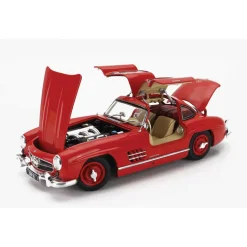Mercedes 300 SL Gullwing 1:18 Scale Diecast Model Car by Schuco