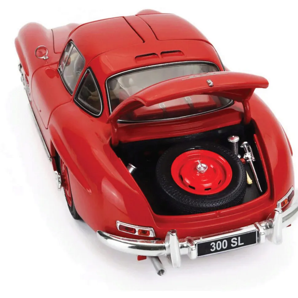 Mercedes 300 SL Gullwing 1:18 Scale Diecast Model Car by Schuco