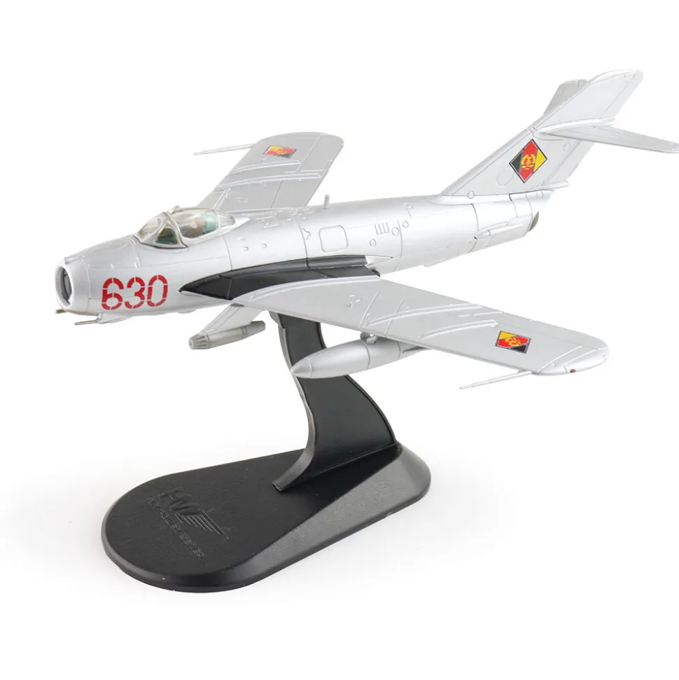 MIG-17F Fresco C 1/72 Die Cast Model 1:72 scale Metal by Hobby Master