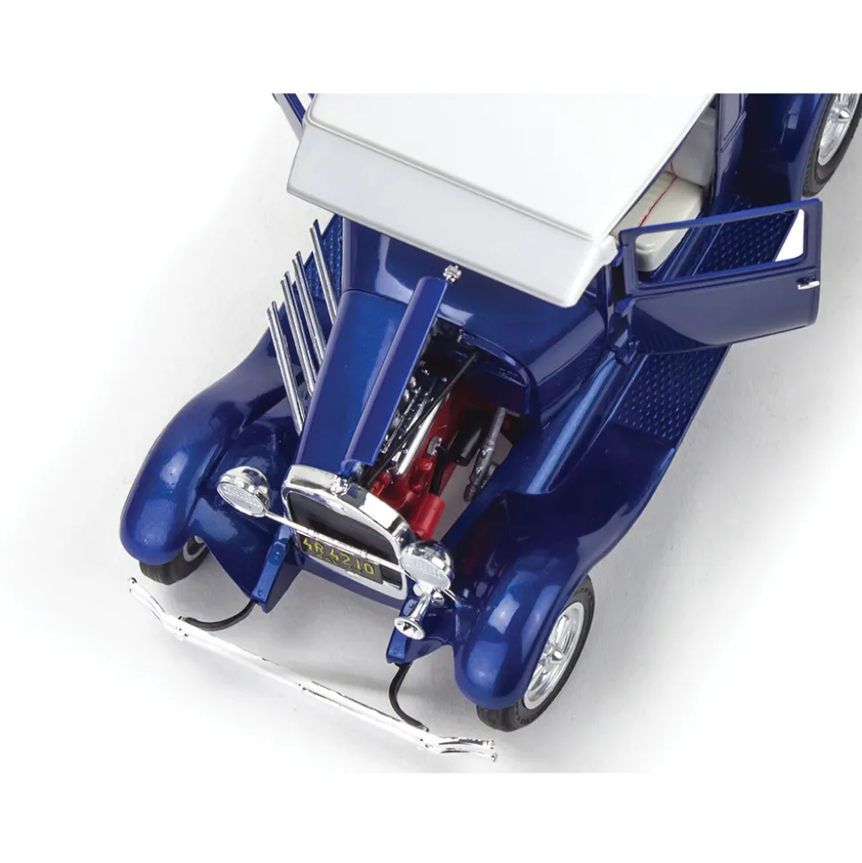 1929 Model A Pickup with California Street Chopper Model Kit 1:25 Scale Plastic Model Kit by Revell