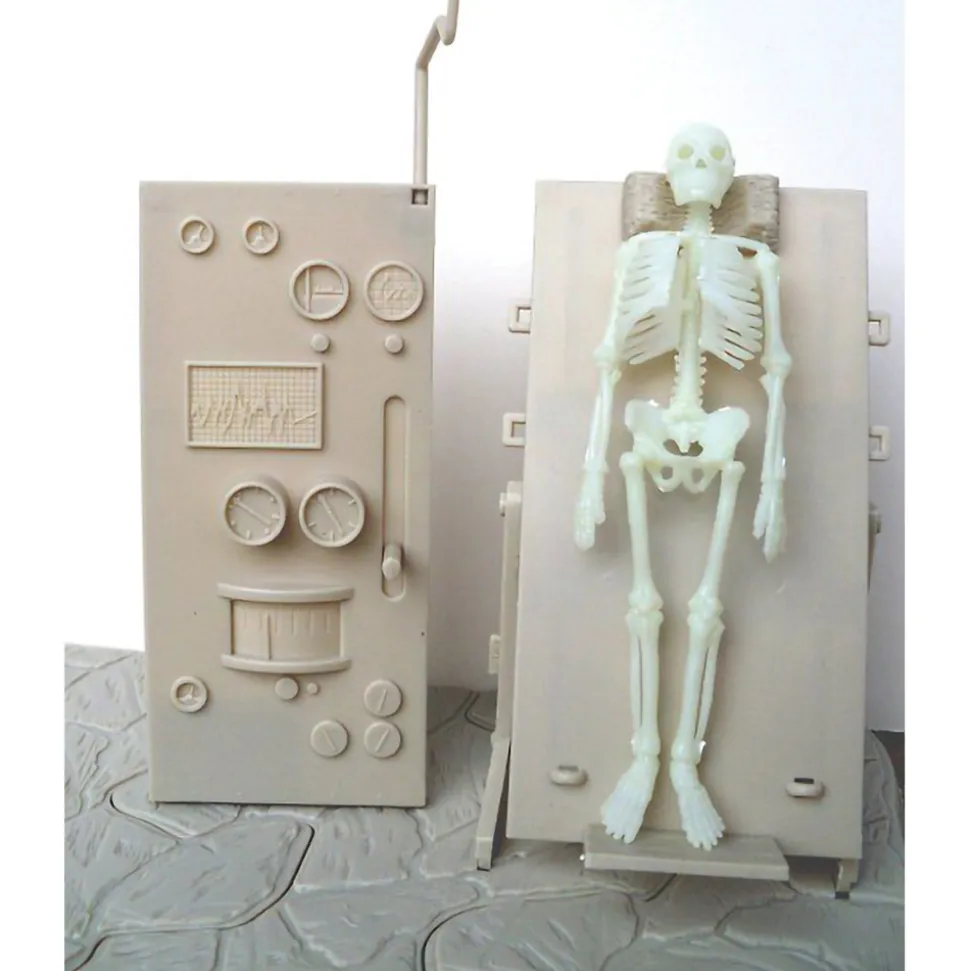 Monster Scenes The Pain Parlor Atlantis (D635) 1:13 scale Plastic by Dencomm