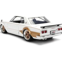 1971 Nissan Skyline 2000 GT-R - White 1:24 Scale Diecast Model Car by Jada Toys