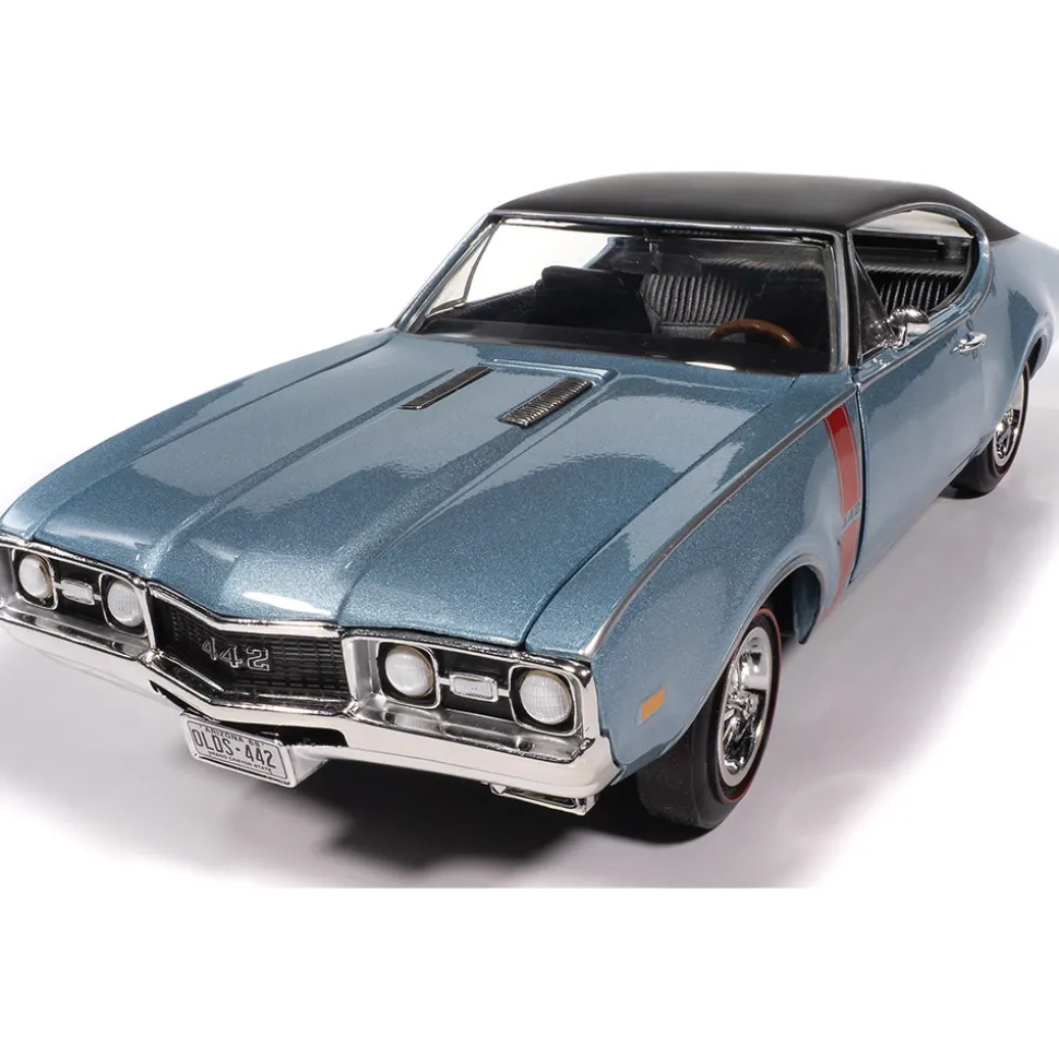 1968 Oldsmobile Holiday Coupe 442 Hemmings Muscle Machines - Code F Teal Frost 1:18 Scale Diecast Model Car by American Muscle - Ertl