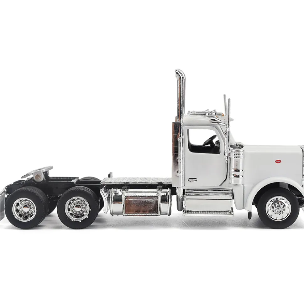 Peterbilt Model 589 BBC Day-Cab Tandem-Axle Truck Tractor 1:64 Scale Diecast Model Truck by Diecast Masters
