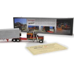 Peterbilt Model 389 Hurricane Express 70