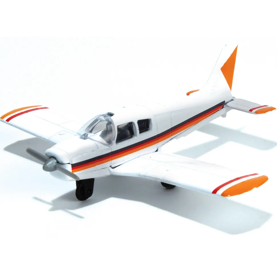 Piper Cherokee 13111 by Hot Wings