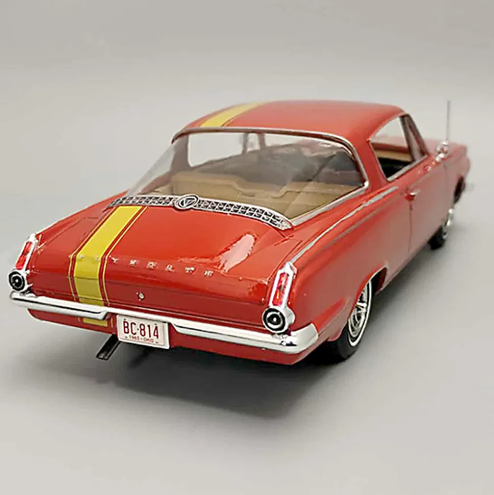 1965 Plymouth Barracuda Craftsman Plus 1:25 Scale Model Kit by AMT