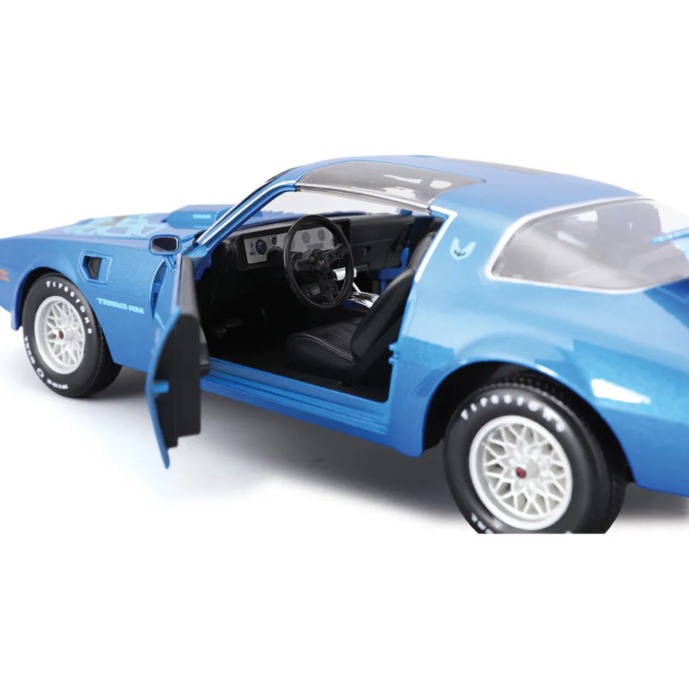 1978 Pontiac Firebird Trans Am - Blue 1:18 Scale Diecast Model Car by Maisto