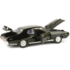 1969 Pontiac GTO Judge 1:18 Scale Diecast Model by Motormax