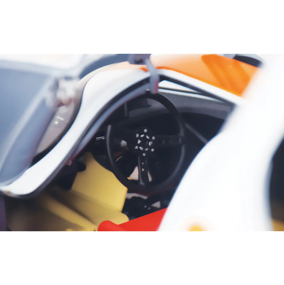 Porsche 917KH Gulf Livery 1:8 Scale Diecast Model Car by IXO Models