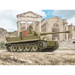 Pz. Kpfw. VI Tiger I Ausf. E 1/35 Kit 1:35 scale Plastic by Italeri