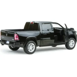 2019 Ram 1500 Laramie Crew 1:27 Scale Diecast Model Truck by Motormax