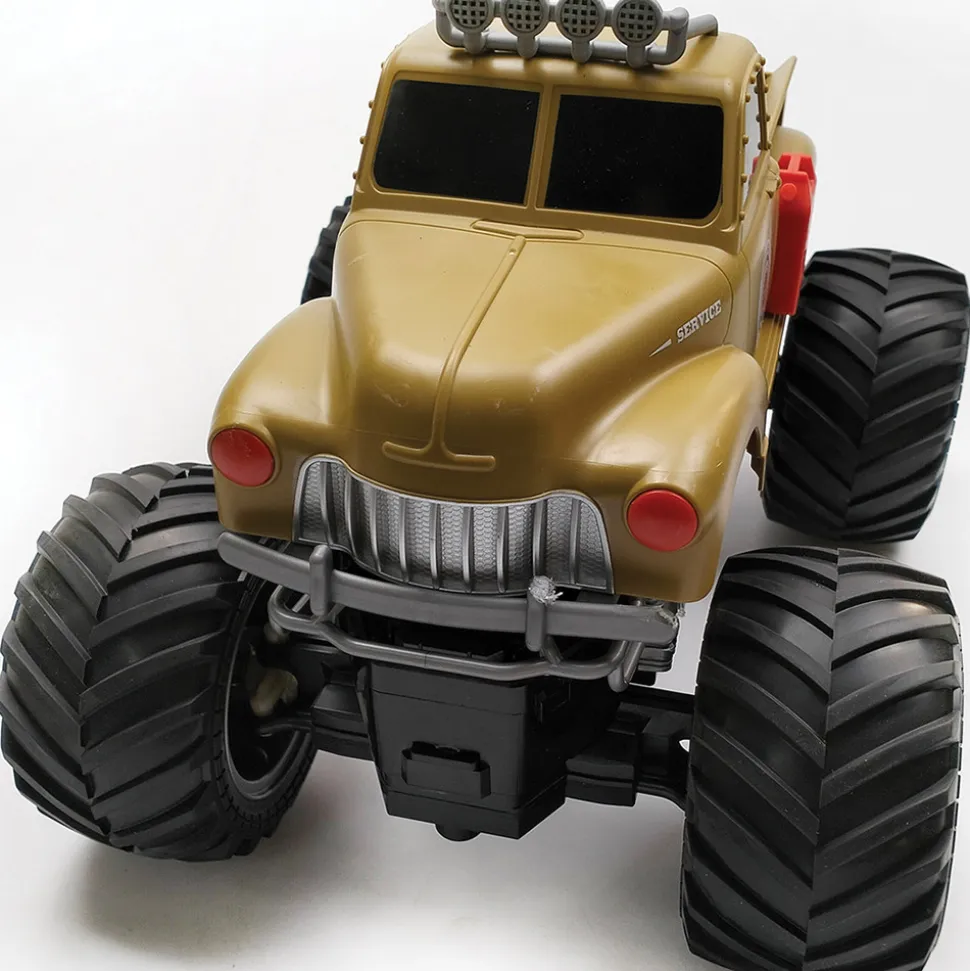 R/C 2.4 GHz Vintage Off-Road Pickup 1:16 Scale Radio Control Truck by New Capable