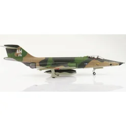 RF-101C Voodoo 1/72 Die Cast Model - HA9351 45th TRS