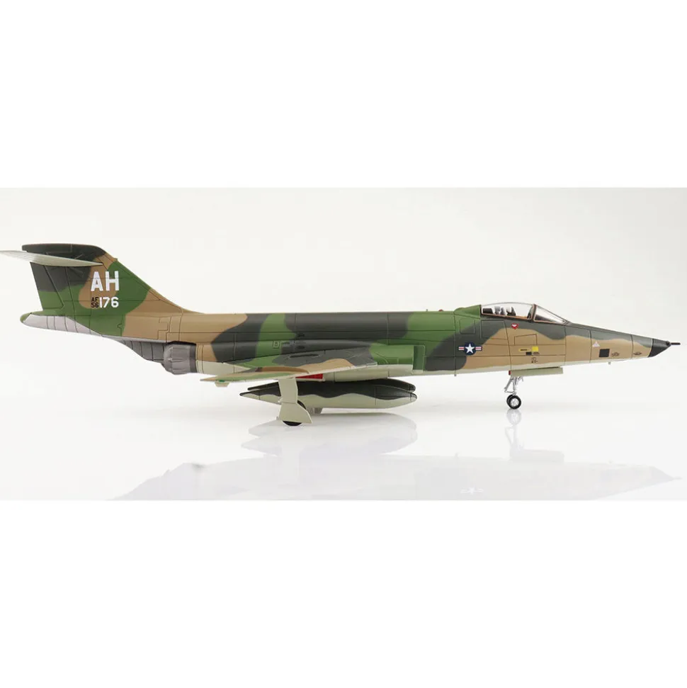RF-101C Voodoo 1/72 Die Cast Model - HA9351 45th TRS "Polka Dots", 1969 1:72 Scale Metal by Hobby Master